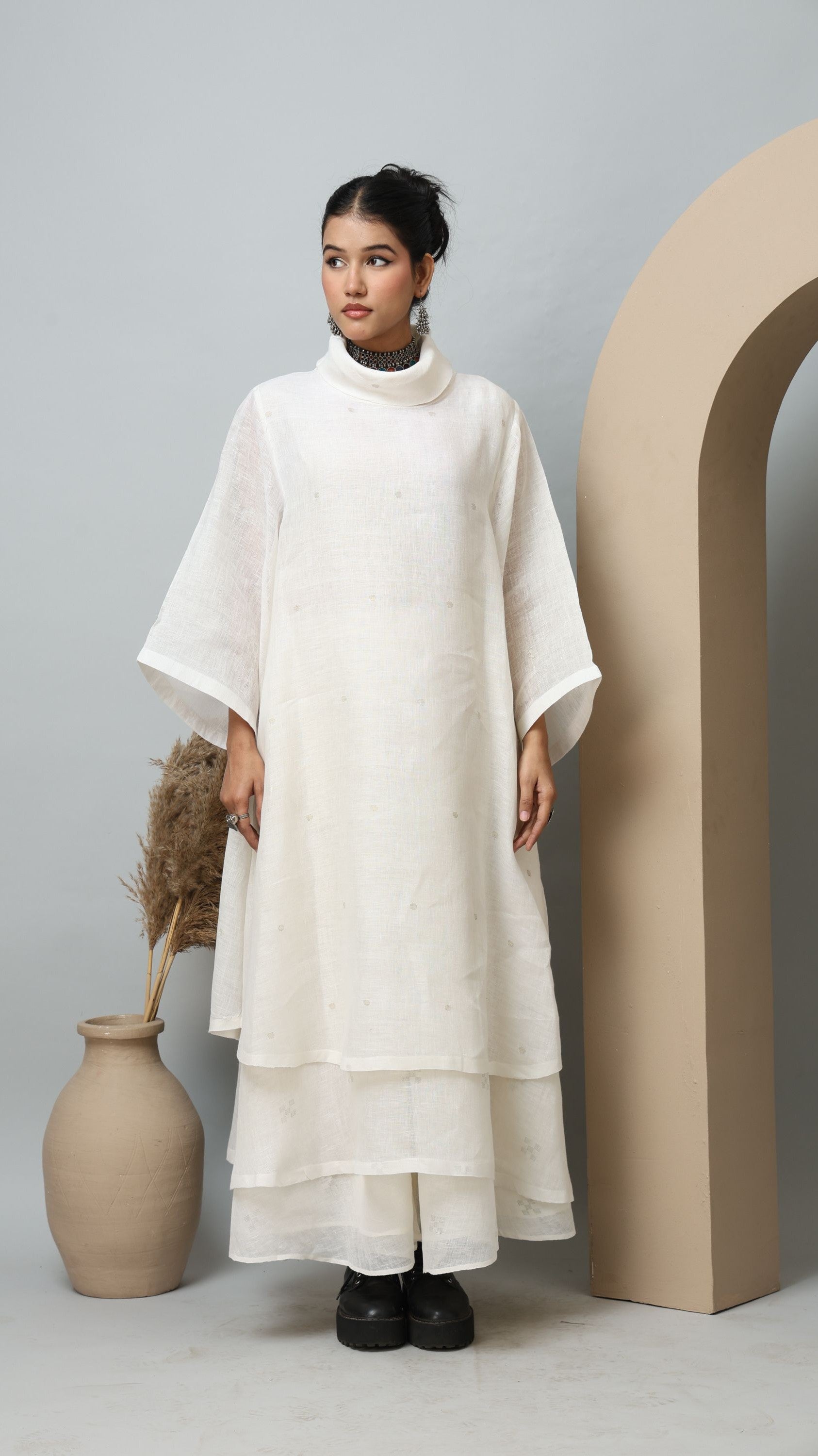Jamdani Linen Breeze