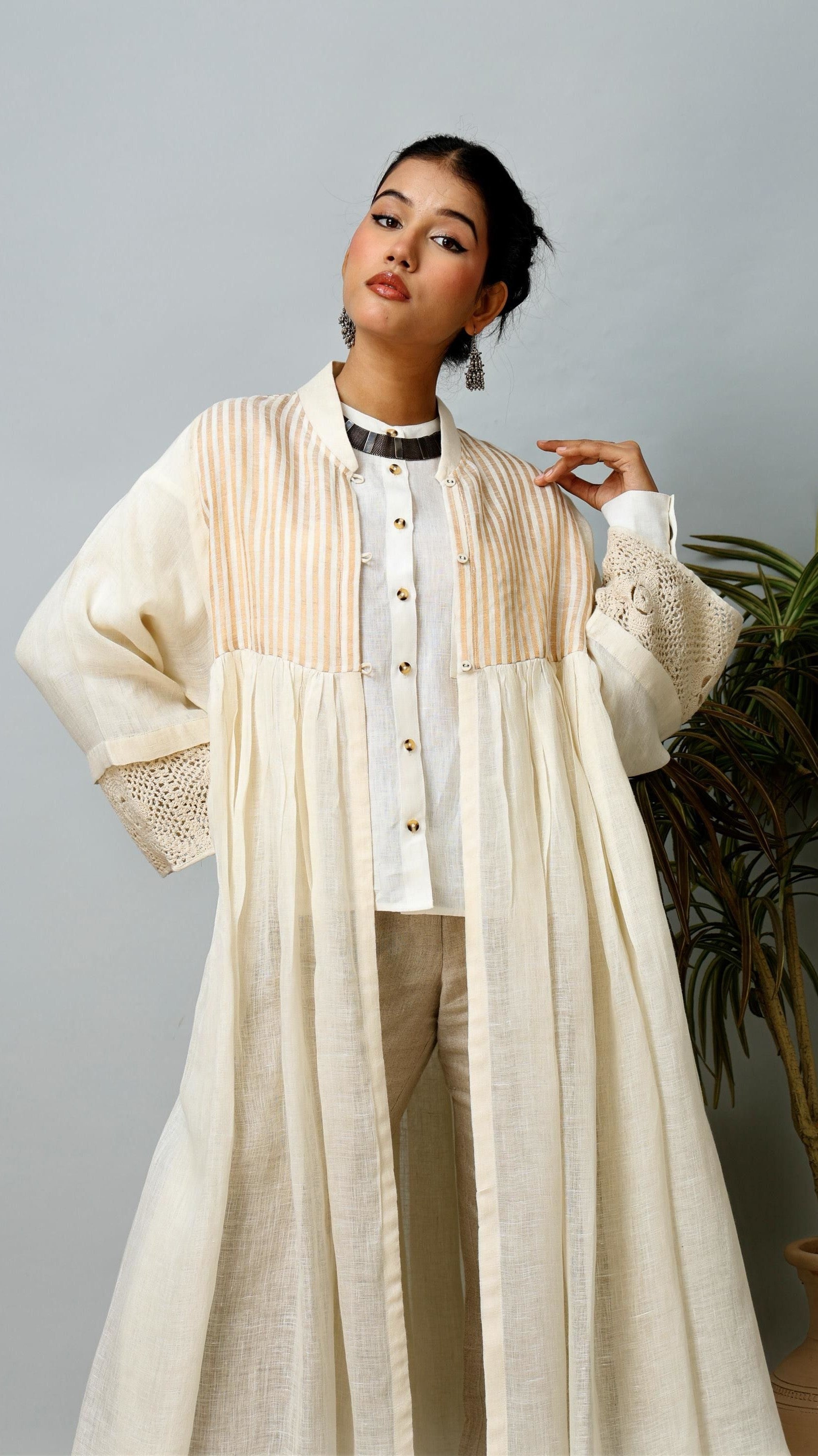 Linen Gilded Overlay